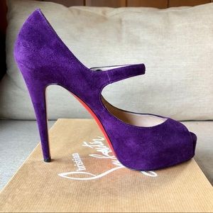 Peep toe louboutin - women’s shoes